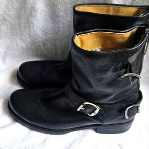 FRYE Veronica Short Leather Moto Biker Boots Black 18943 Womens Size 6.5